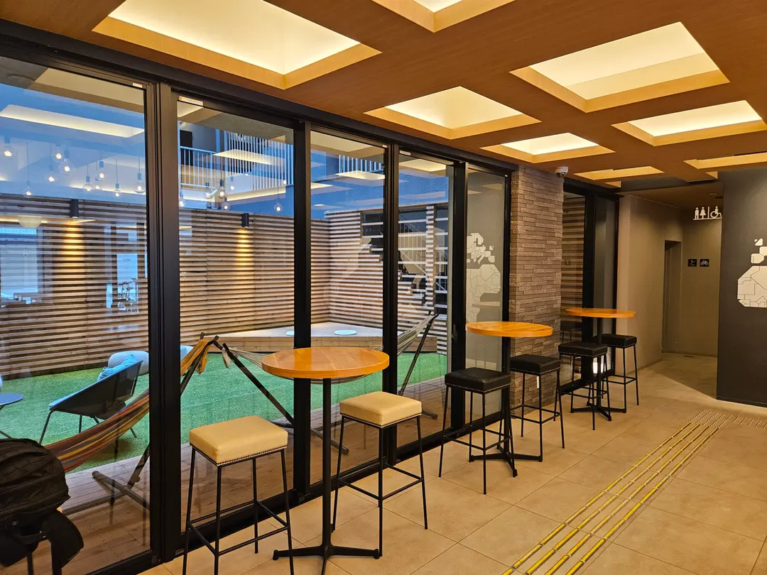 Montan Hakata Common Area Books