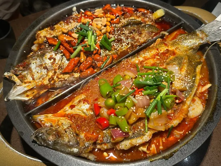 대련 여행가면 무조건 먹어야 하는 중산광장 카오위 맛집 밍지카오위 우호광장점