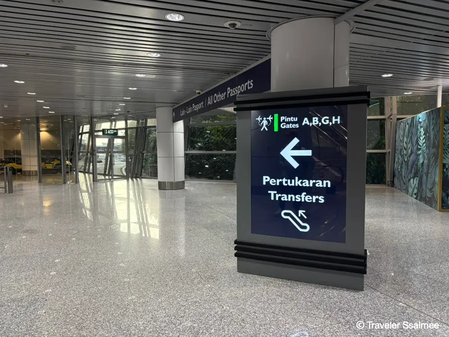 吉隆坡機場手扶梯