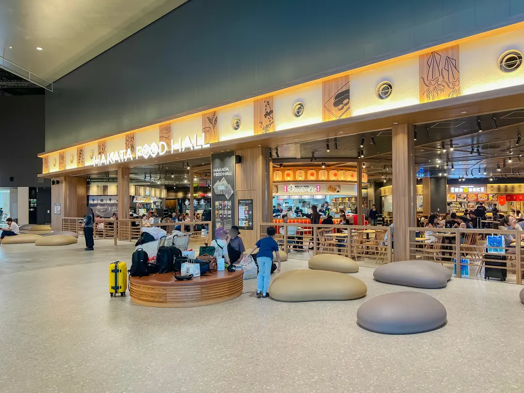 福岡空港免税店 レストラン3