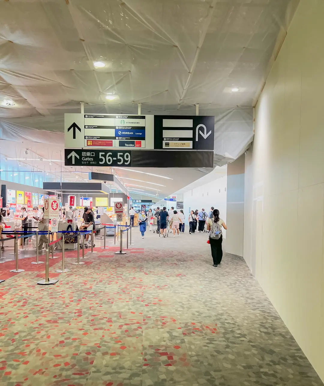 福岡空港免税店 お菓子