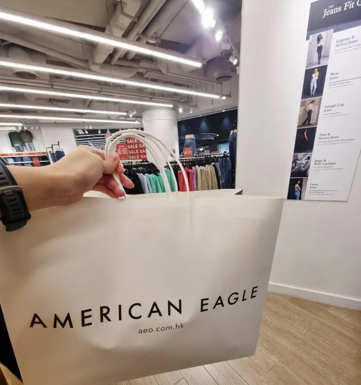 香港ショッピングリスト コスパ最強！アメリカンイーグル シティゲートアウトレット店舗レビュー