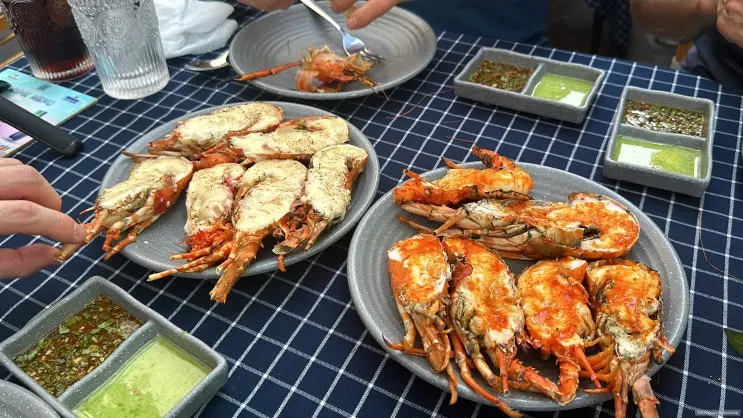 Ho Chi Minh City Gem: All-You-Can-Eat Lobster & Seafood at Chai Village – A Must-Visit in District 1!