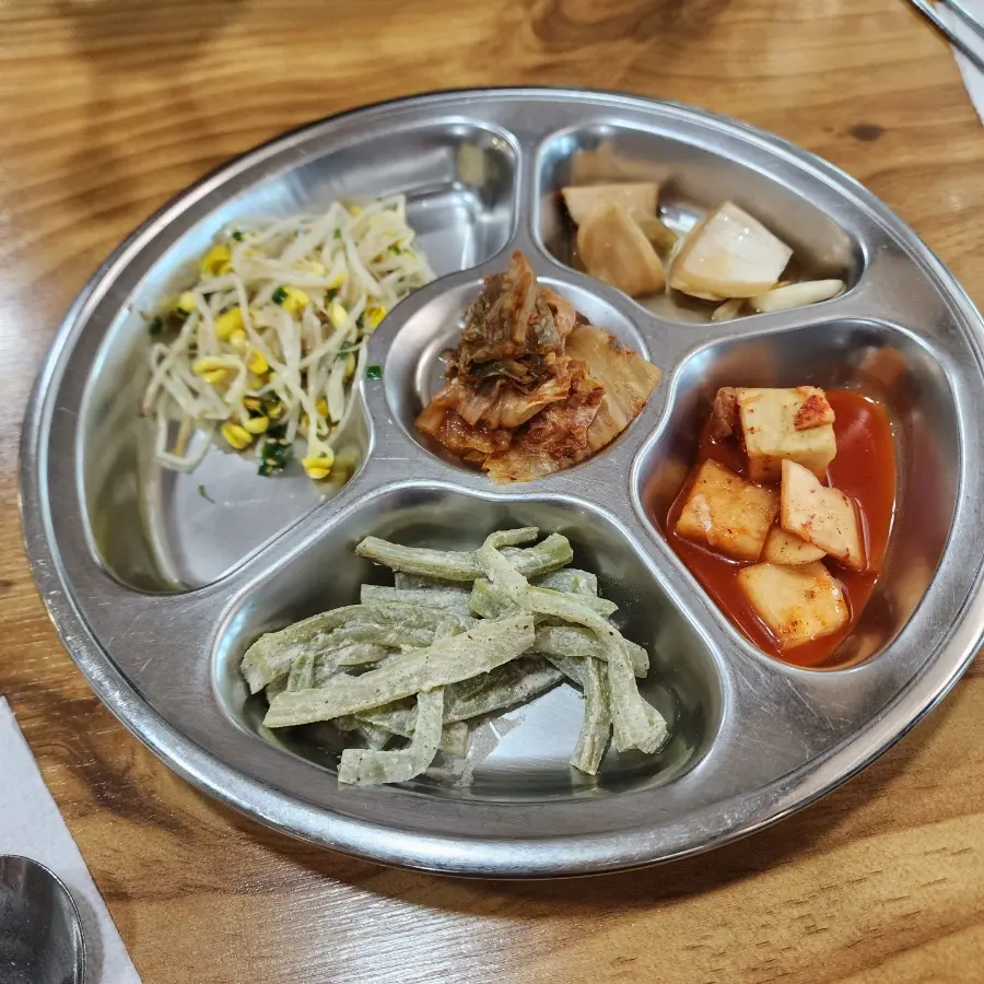 ソンウォンシギュクシクダン 基本のおかず