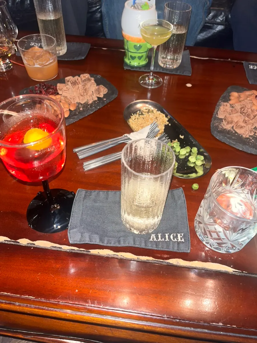 一人飲みバーではなく、本当に良い一人飲みスポットをご紹介