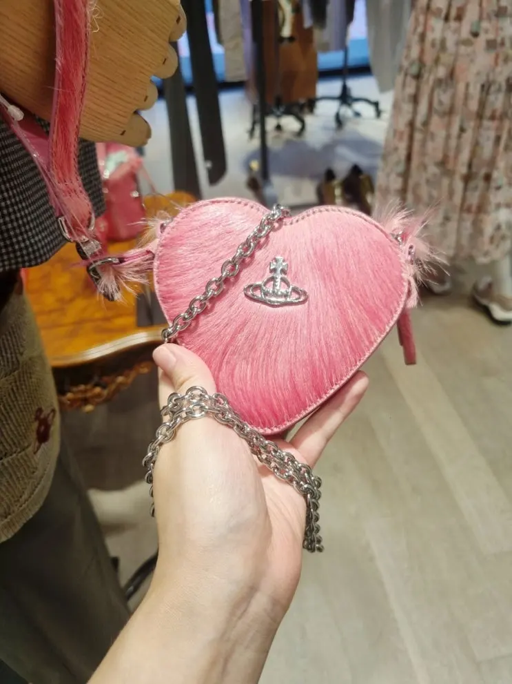 Hong Kong Shopping List: Vivienne Westwood Necklace, Bag, Cardigan, Store, Cafe Review