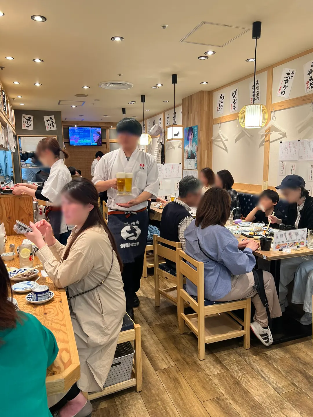 SASHISU壽司酒場吧檯座位