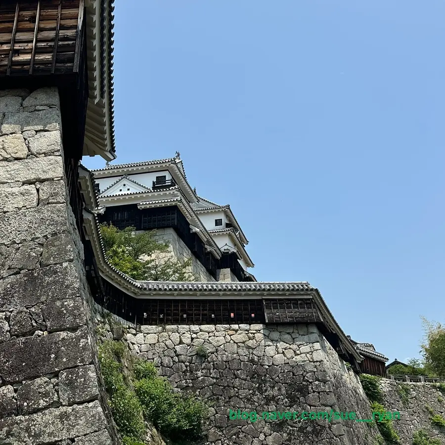松山城内部