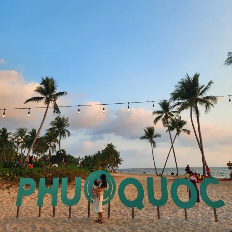 Phu Quoc Sailing Club Fire Show: Booking methods, times, and seating tips revealed! / Review with kids