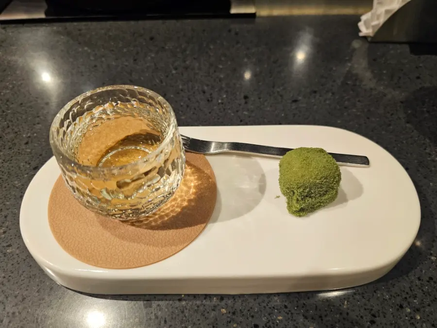국화차와 떡