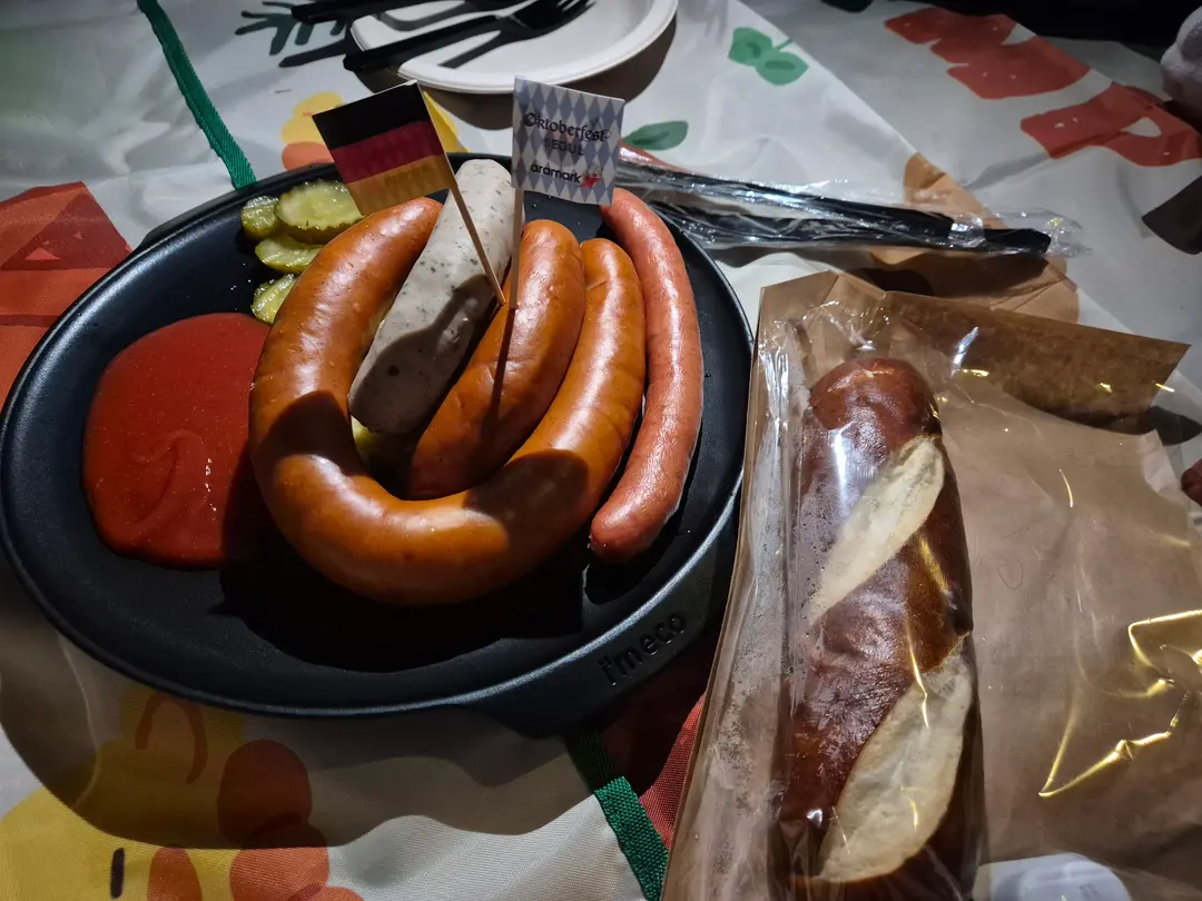 빛이 없어서 맛없어 보이는 게 아니라