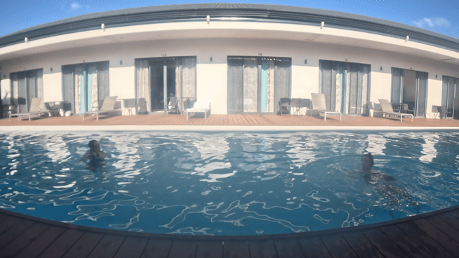 swim swim swimming