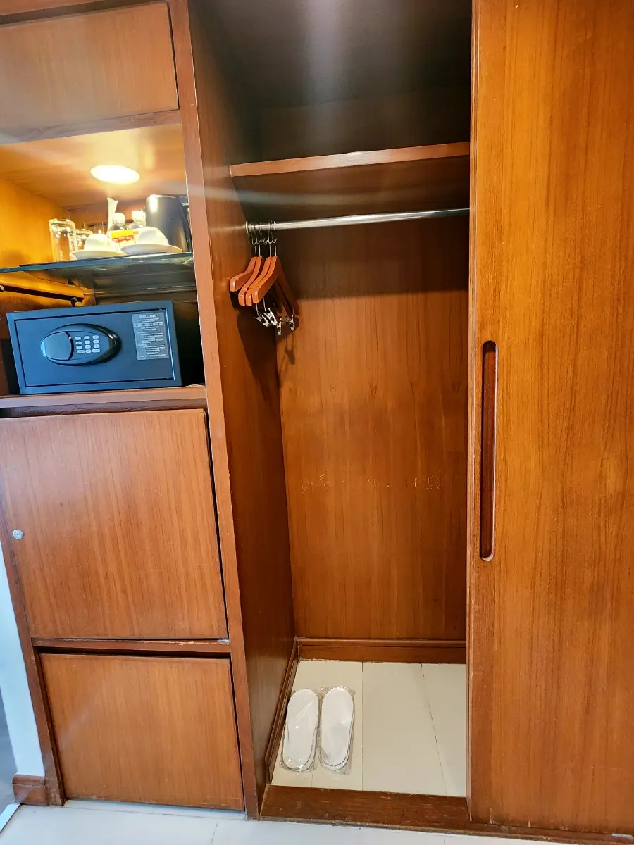 Mini fridge and safe in the hotel room