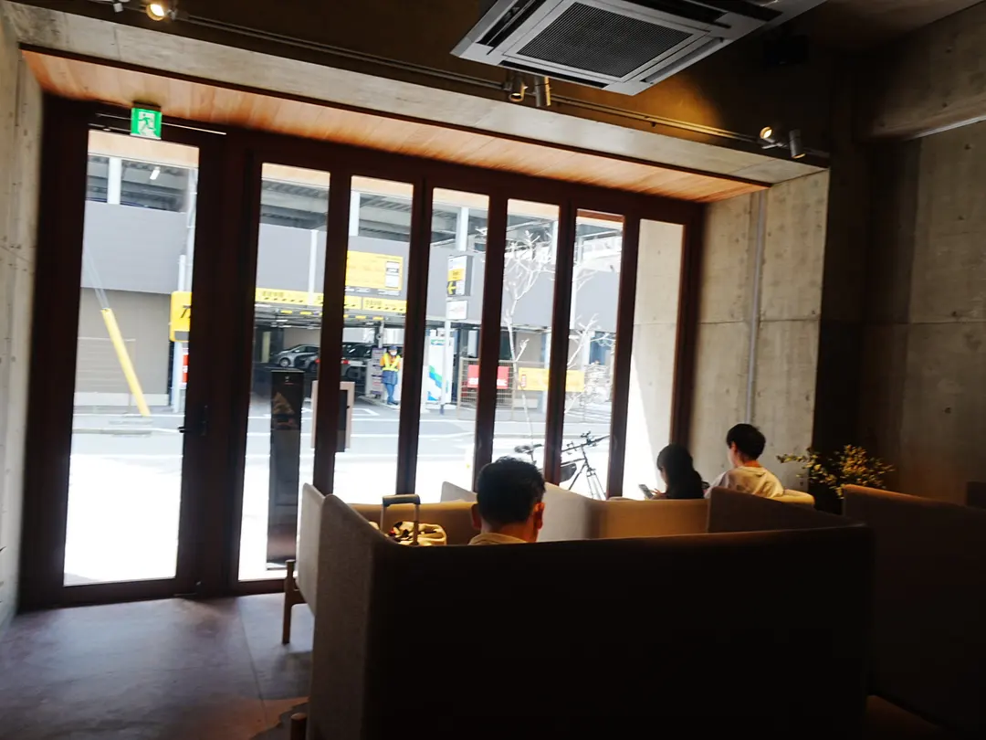 カフェタイム TIMEZ Cafe Hakata: Modern Coffee Near Fukuoka Station | TRVLOGUE