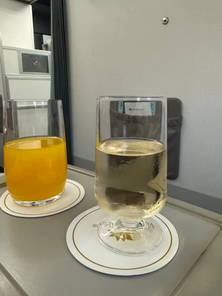 Vietnam Airlines Business Class Review: Kuala Lumpur-Busan Section