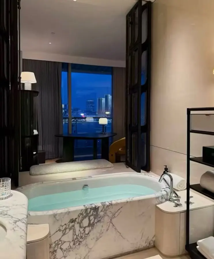 Shanghai 5-Star Hotel Recommendations｜Waldorf Astoria on the Bund, Waldorf Astoria Qiantang, J Hotel ComparisonㅣShanghai River View, Night View Hotels