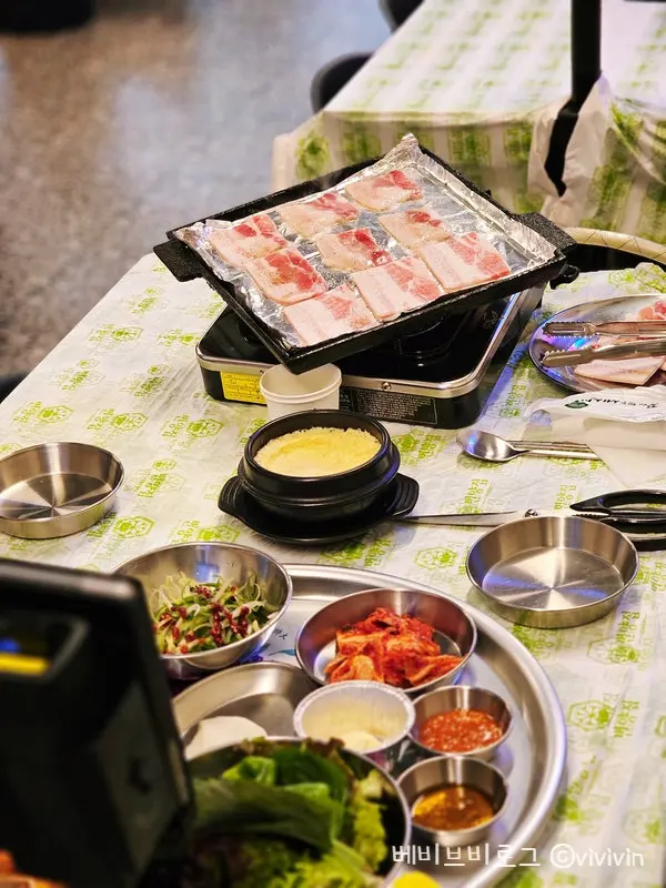 หมูสามชั้นแช่แข็งคูโร่│บันยางจิบ สาขากูอิล