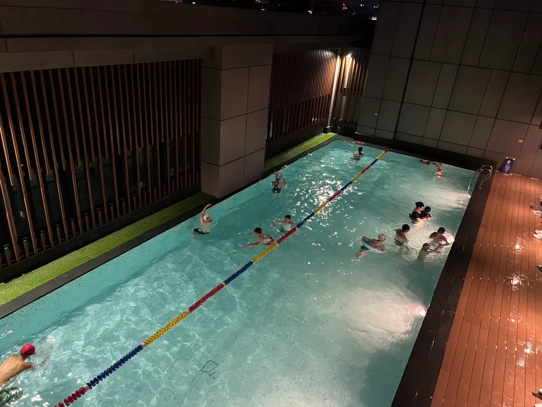 Using hotel swimming pool in Taiwan in July