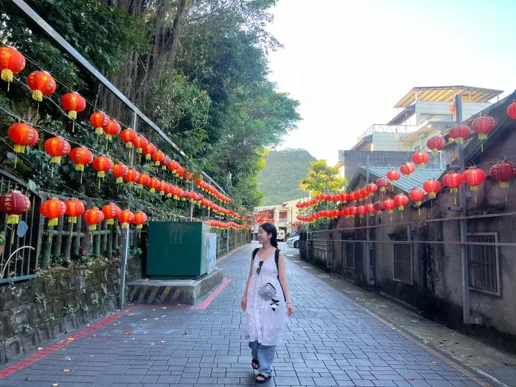 Taipei 3-Day Itinerary | Day 1 Yehliu-Shifen-Jiufen Tour & Lucky Draw