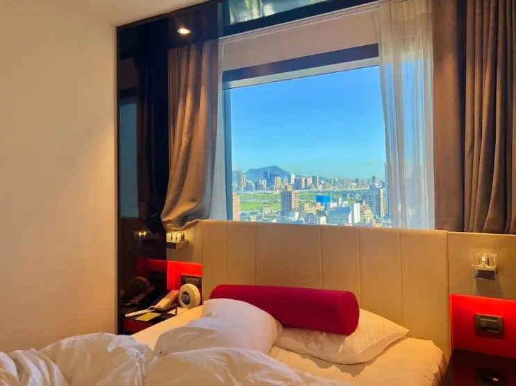 Taipei Hotel Recommendation: Caesar Metro Taipei 3-Night Stay Pros & Cons Review
