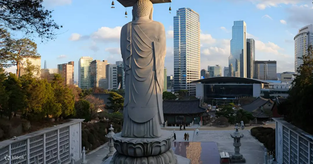[Seoul] Gangnam Time Travel - Royal Tombs to Starfield Library - Klook