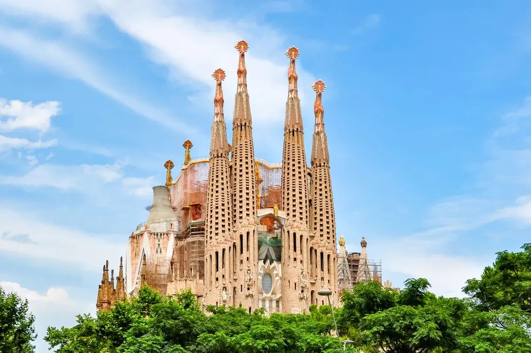 [Same-day booking/Fast Track] Sagrada Família Priority Admission Ticket + Korean Audio Guide (Tower access optional)