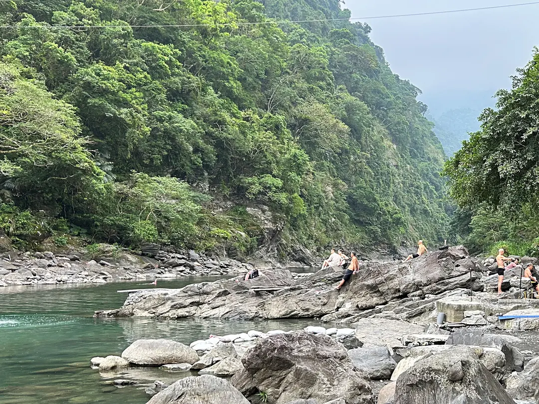 From a warm hot spring bath to a refreshing dip in the river! Relaxing while gazing at the gorge was simply the best.