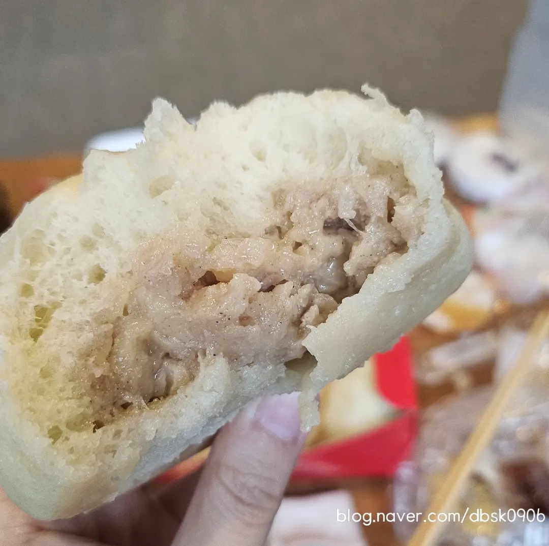 551HORAI豚包特寫
