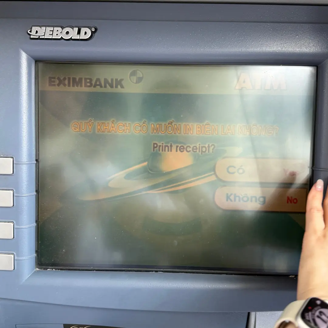 ATM screen asking for receipt option