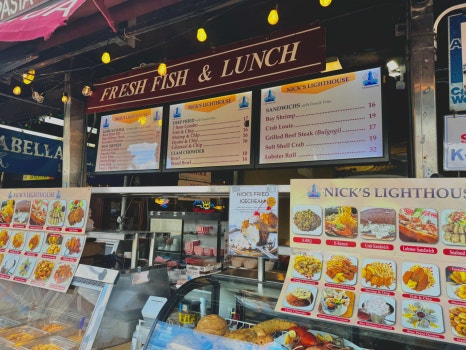 Creamy clam chowder served in a sourdough bread bowl.