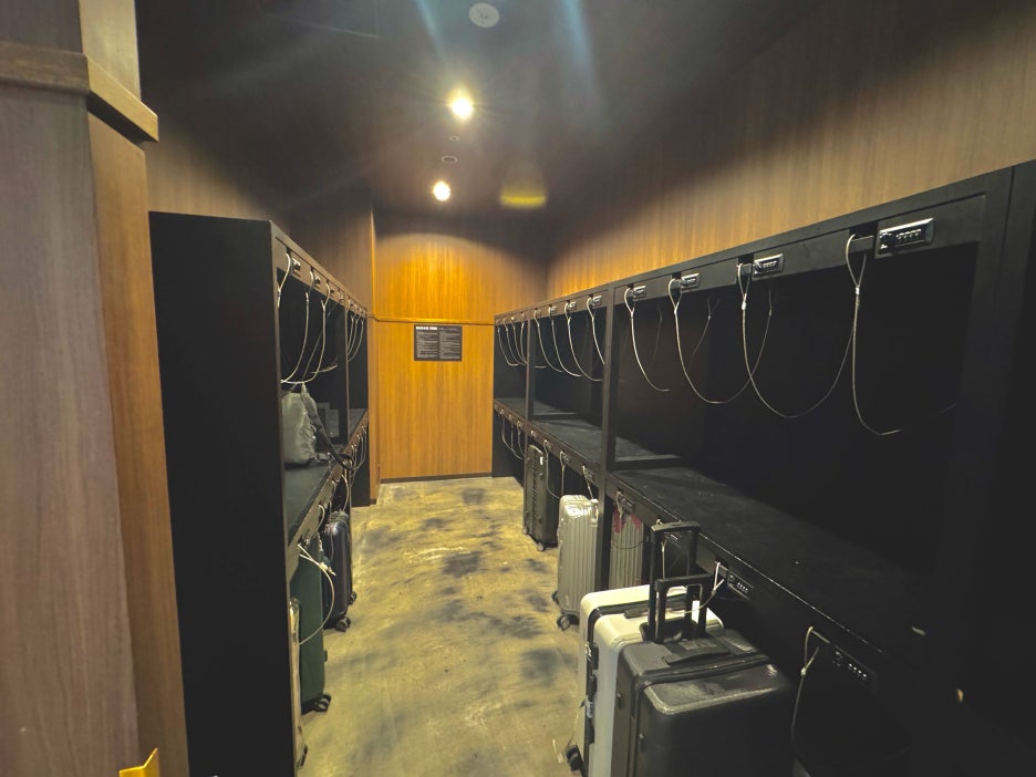 チェックイン前後に利用できる荷物用ロッカー