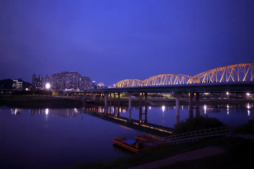 Gongju Travel, Chungnam | Secret Night View Spots in Gongju Even Tourists Miss