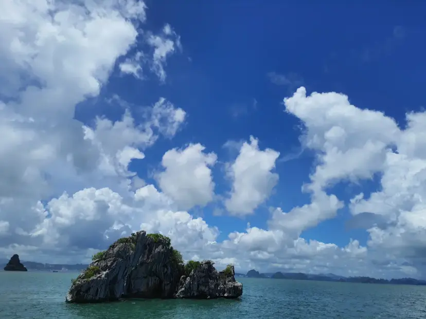 Panoramic view of Halong Bay's limestone karsts