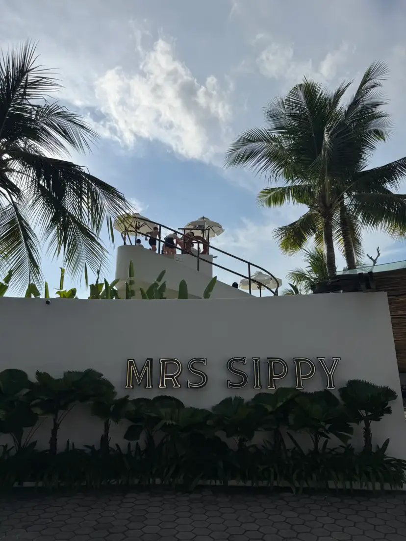 บรรยากาศสระว่ายน้ำ Mrs Sippy Bali