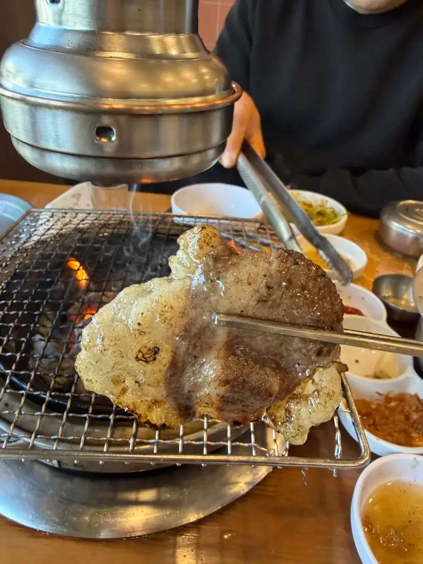 Chadoljib legendary charcoal-grilled beef brisket in Gangseo-gu, Seoul