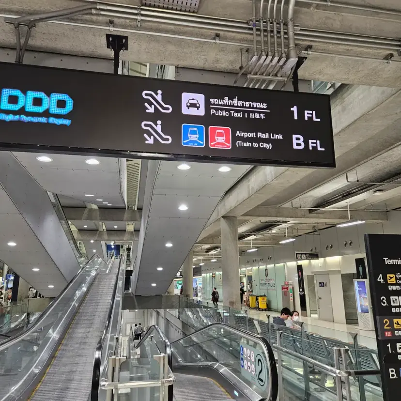 Suvarnabhumi Airport taxi queue