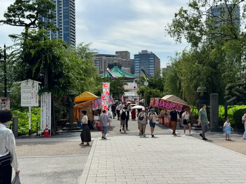 Ueno Park Matsuri street food stalls
