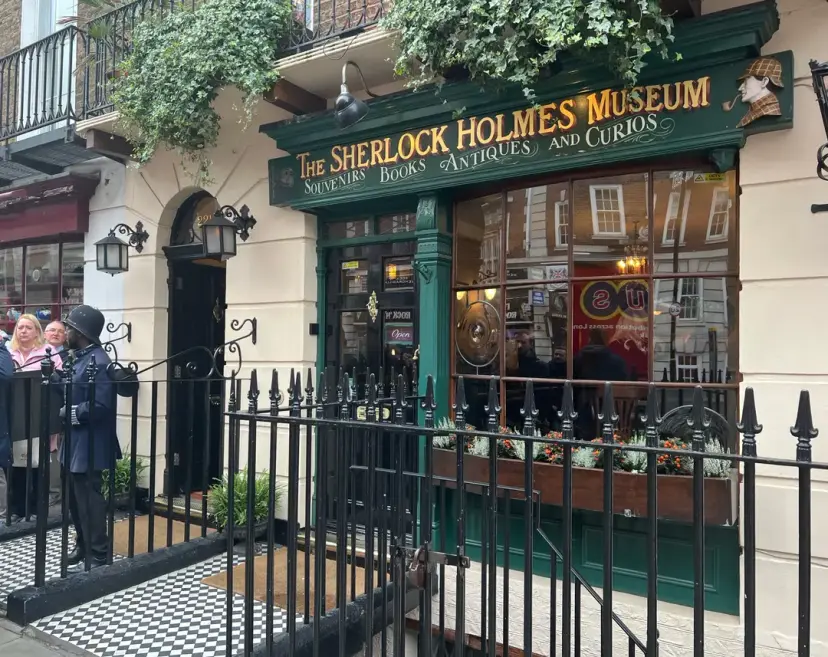 Sherlock Holmes Museum London