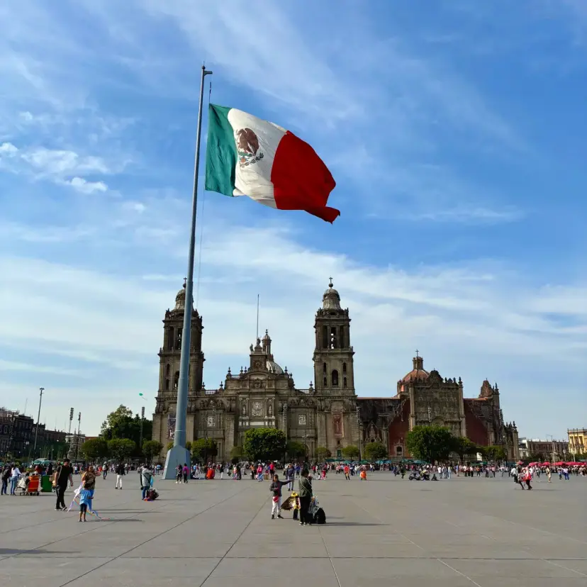 The heart of Mexico City, Zócalo Plaza